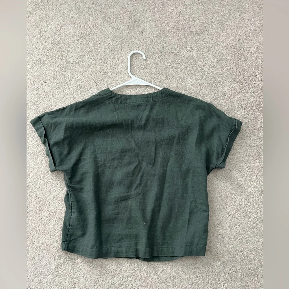 Universal Thread top - Picture 2 of 7